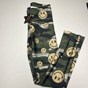 PixieLane high shine camo smiley leggings - NWT